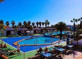 Castillo Beach Club Apartments 3