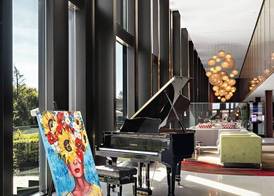 Axis Viana Business & SPA Hotel 4