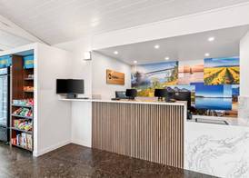 Clarion Pointe Mount Vernon - Burlington 4