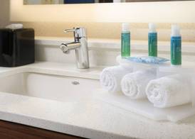 Holiday Inn Express & Suites ALTOONA by IHG 3