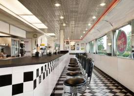 Travelodge by Wyndham Vaughn 5