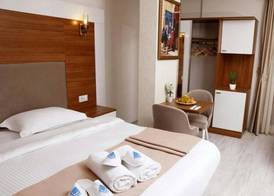 FAVORİTE Hotel 4