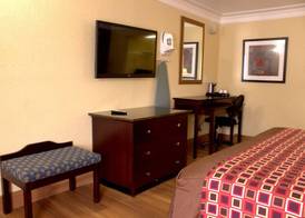 Polynesian Inn 5