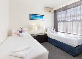 City Edge East Melbourne Apartment Hotel 4