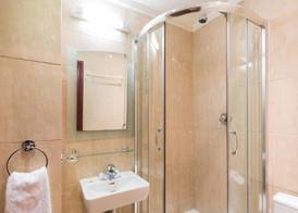 Notting Hill Gate Hotel 5