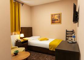 Hotel Max Inn 4