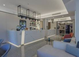 Hotel Riviera 4