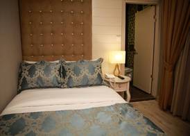 Pelican House Hotel 5