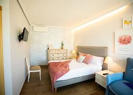 El Patio de los Jazmines Boutique-House 5