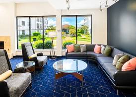Courtyard by Marriott Houston Hobby Airport 5