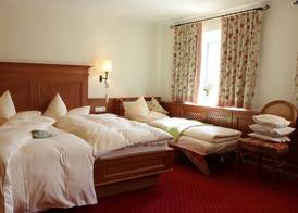 Die Lilie / Hotel Garni 2
