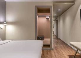 AC Hotel Som by Marriott 3