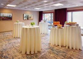 Courtyard by Marriott Portland City Center 4