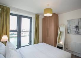 Grand Canal Square Apartments 4
