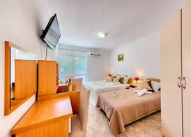 HOTEL DANA 5