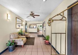 Americas Best Value Inn Decatur 3