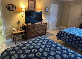 Sportsman's Lodge 3