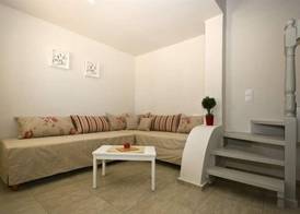 Alafouzos Studios & Apartments 2