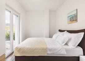 Apartments Villa Salona Sky 5