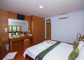 Mountain Resort Koh Lipe 3