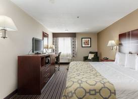 Baymont by Wyndham Bowling Green 5