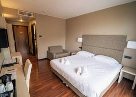 Yachting Hotel Mistral 5