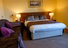 Charlemont Arms Hotel 4