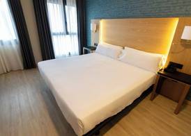 Hotel Zentral Ramiro I Oviedo 4