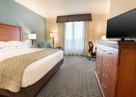 Drury Inn & Suites Burlington 5