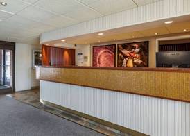 Best Western Plus Oswego Hotel and Conference Center 3