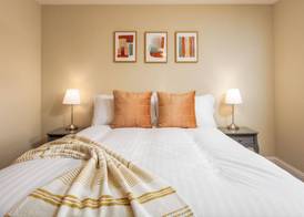 Old Prestwick View - Donnini Apartments 5