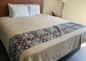 Motel 6 Putnam, CT 4