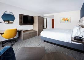Holiday Inn Express & Suites WILLIAMSBURG by IHG 5