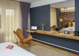 Caro Hotel 3