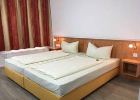 Main Kinzig Hotel am Limes 5