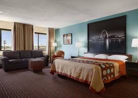 Super 8 by Wyndham Fairview Heights-St. Louis 4