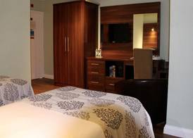 Oliver Cromwell Hotel 2