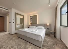 SeeSea Hotel 5