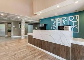 Best Western Plus Vineyard Inn 5