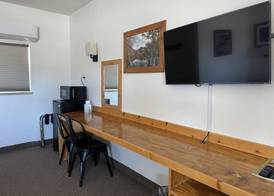 Eastern Sierra Motor Lodge 2