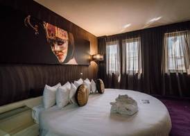 Plaza V Executive Hotel 2