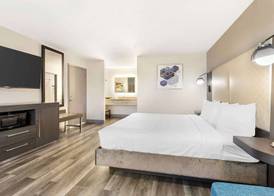 Best Western Marina State Beach 5