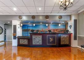 Best Western Plus Grosvenor Airport Hotel 5