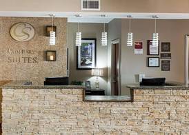 Comfort Suites near Tanger Outlet Mall 3