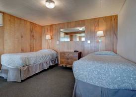 Ester Lee Oceanview Inn 5