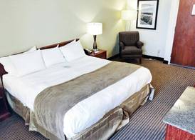 Radisson Hotel Bismarck 5