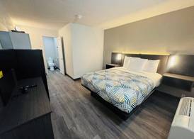 Motel 6 Southgate, MI - Detroit 4