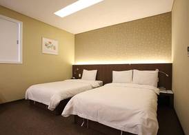 Honors Hotel 4