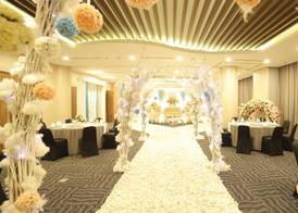 Ozone Hotel Pantai Indah Kapuk 4