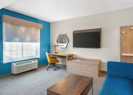 Holiday Inn Express & Suites INDIANAPOLIS - EAST by IHG 5